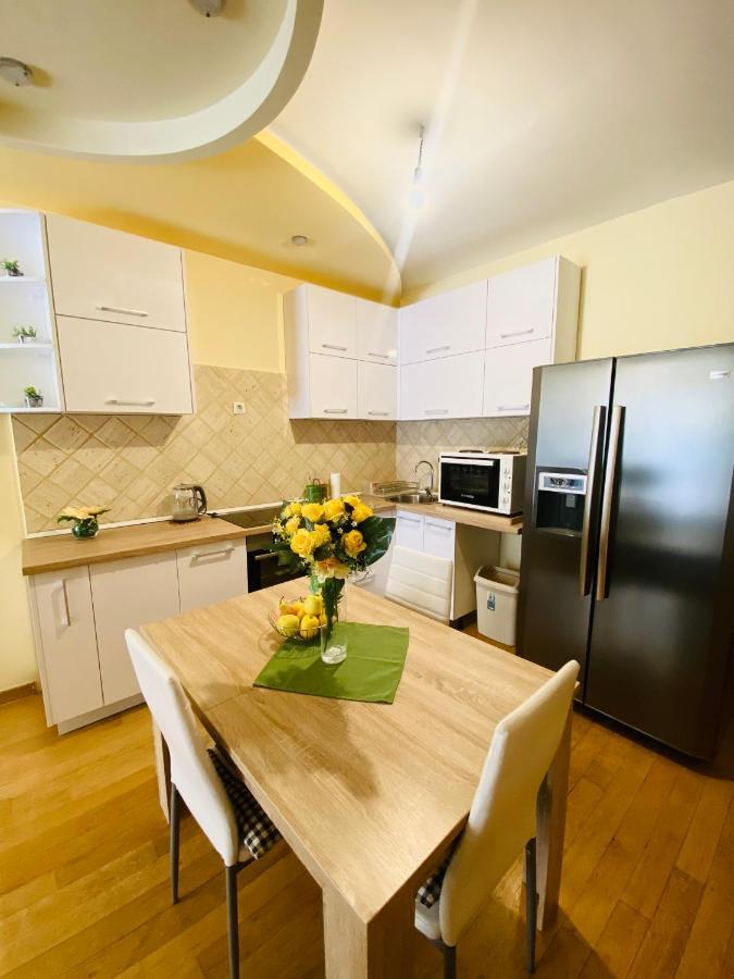 'M&M' Two Bedroom Apartment In Center Of Budva Exterior photo